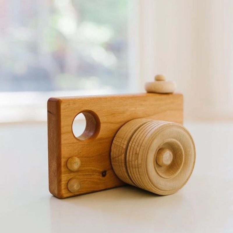 Wooden Play Camera by Bannor Toys