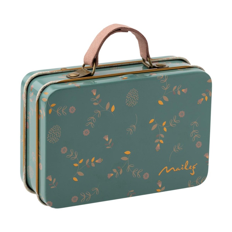 Metal Suitcase – Elia