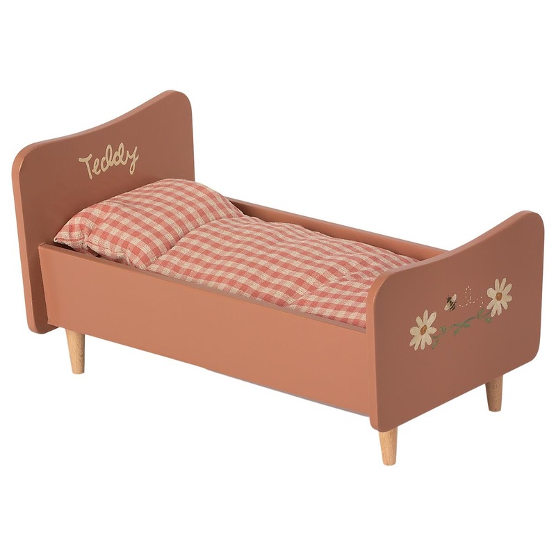 Rose Wooden Bed, Teddy Mum