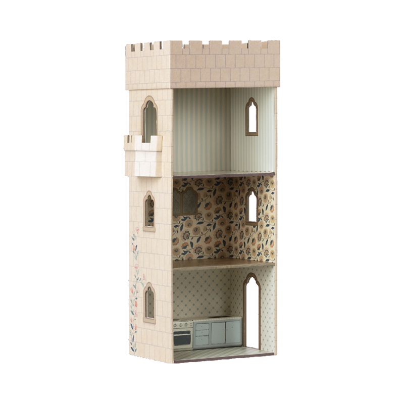 Castle with Kitchen