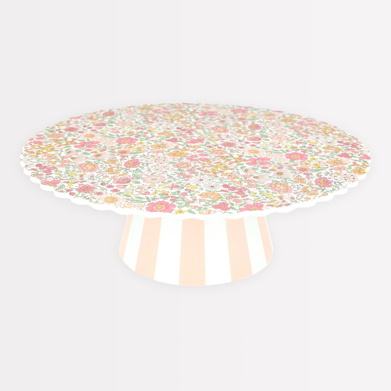 x Liberty Reusable Cake Stand
