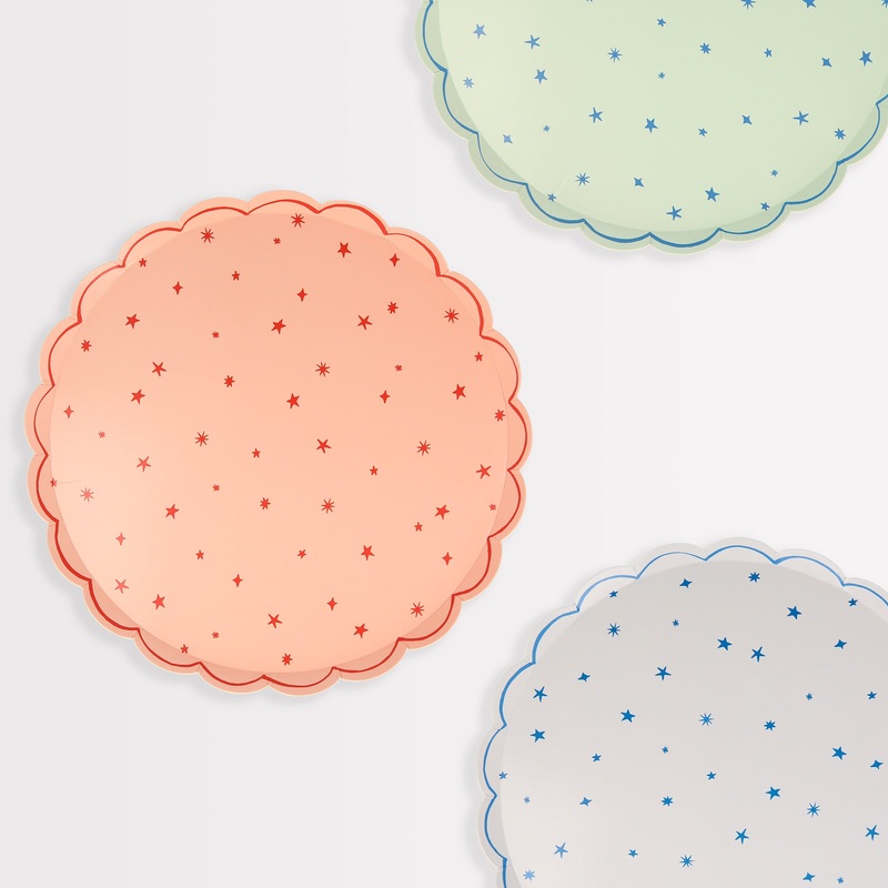 Star Pattern Dinner Plates (x 8)