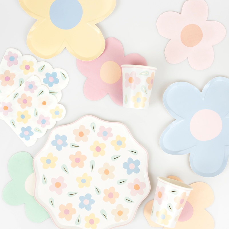 Happy Flowers Party Set