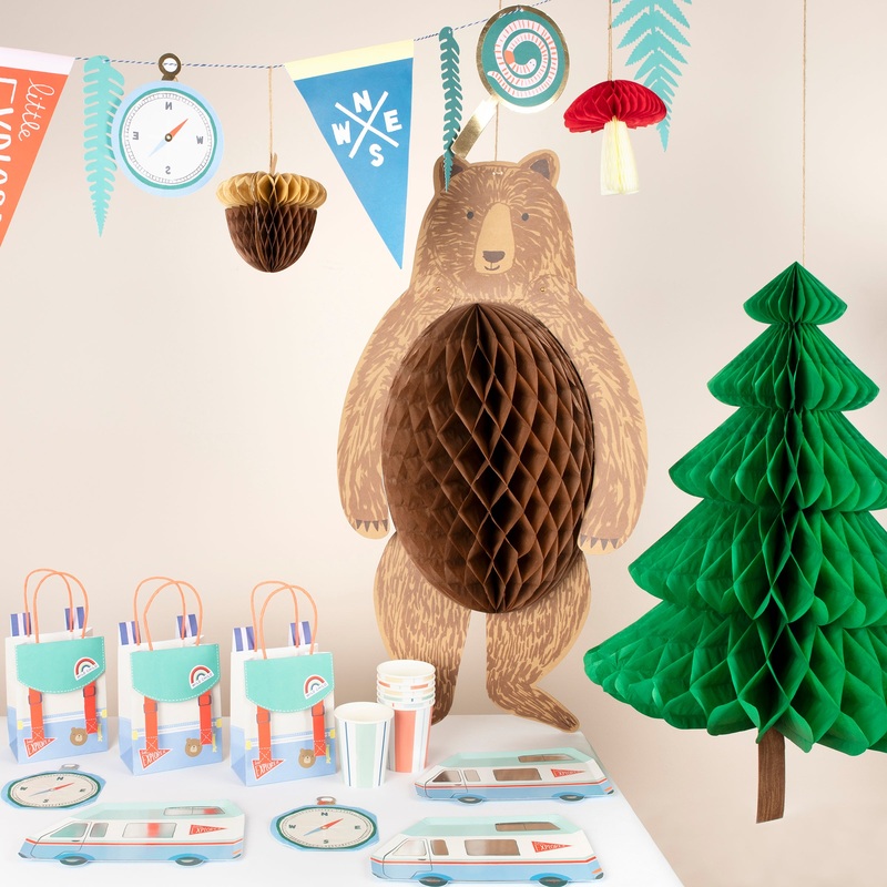 Outdoor Adventures Party Set