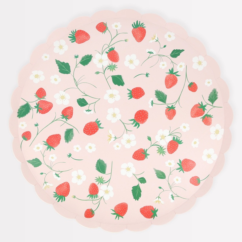 Strawberry Pattern Dinner Plates (x 8)