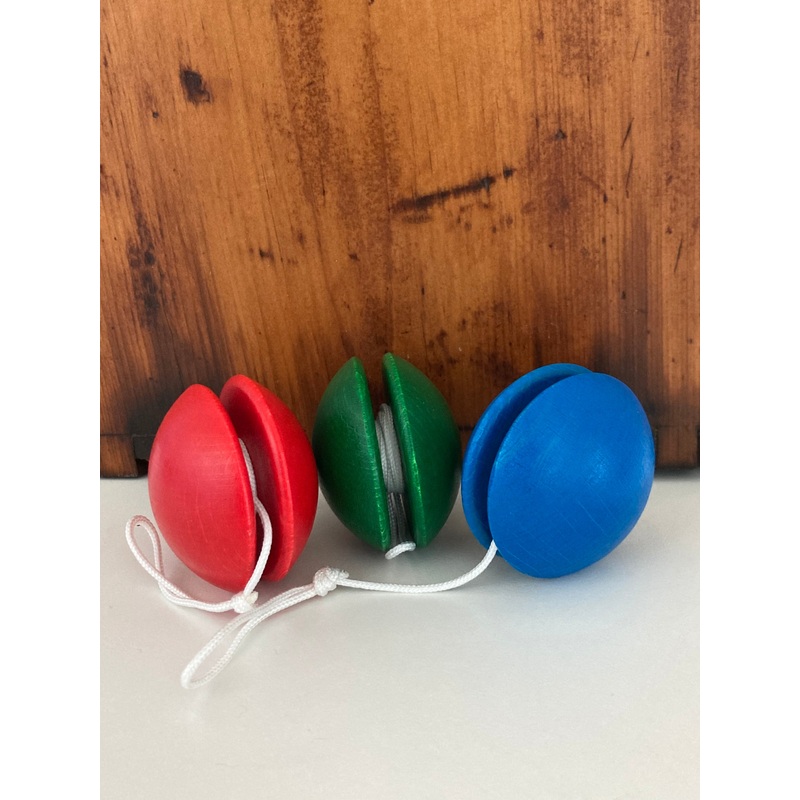 Wooden Toy – YO-YO, in 3 beautiful colours!
