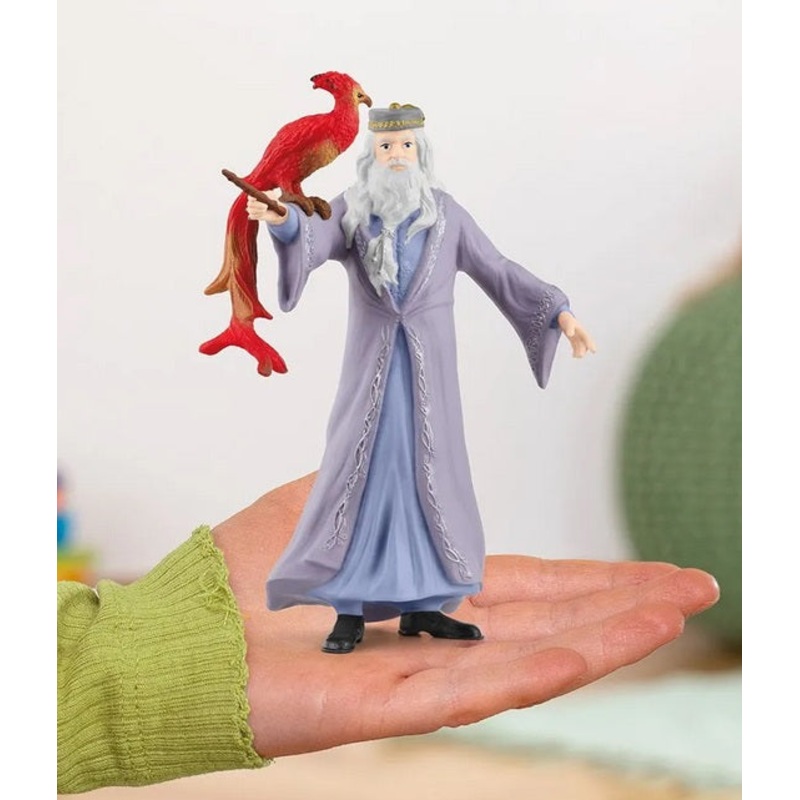 Albus Dumbledore & Fawkes