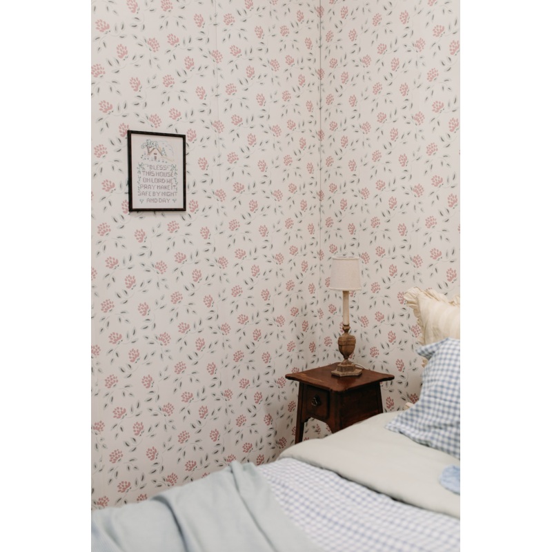 Cottage Floral Wallpaper
